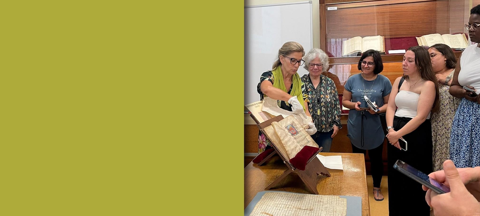 Visita de estudo ao arquivo da Universidade de Coimbra